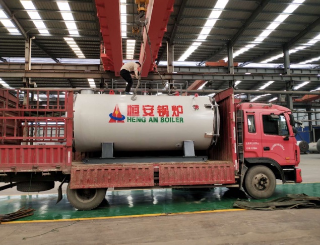 燃油燃氣鍋爐發貨現場